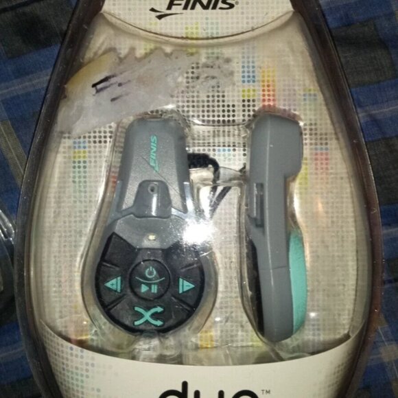 FINIS Duo Underwater Music MP3 Player with Bone Conduction Audio Gray/Blue NEW
